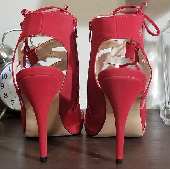 ROCK & REPUBLIC | Caged Heels | NWB | 1687 - Picture 2 of 3